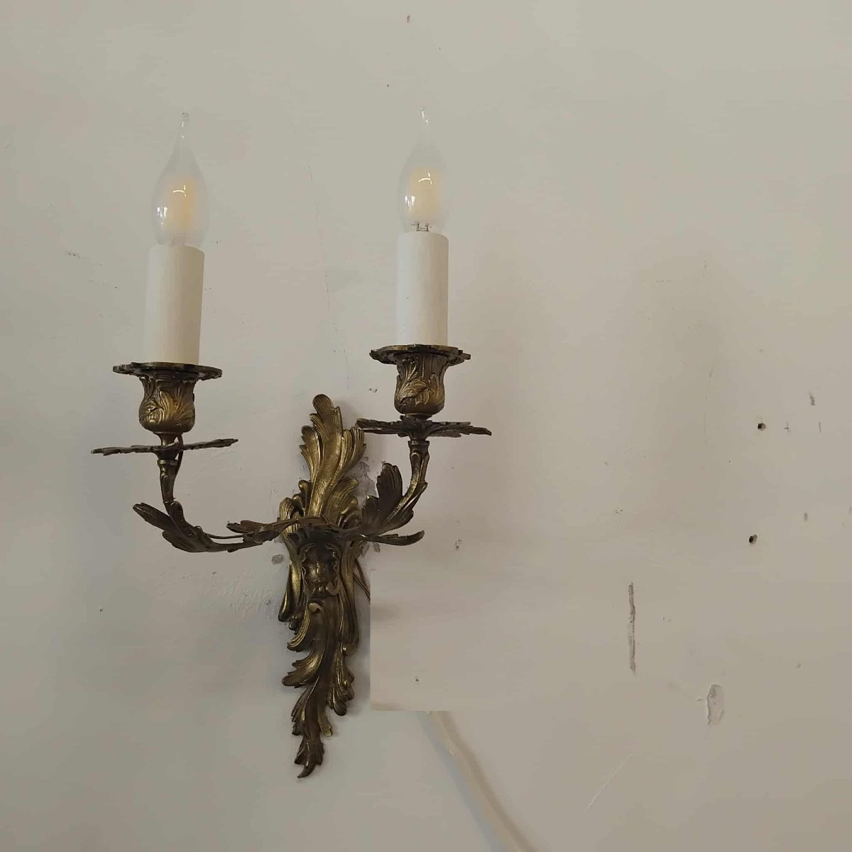 Paire d'appliques à deux bras de lumière style Louis XV-photo-4