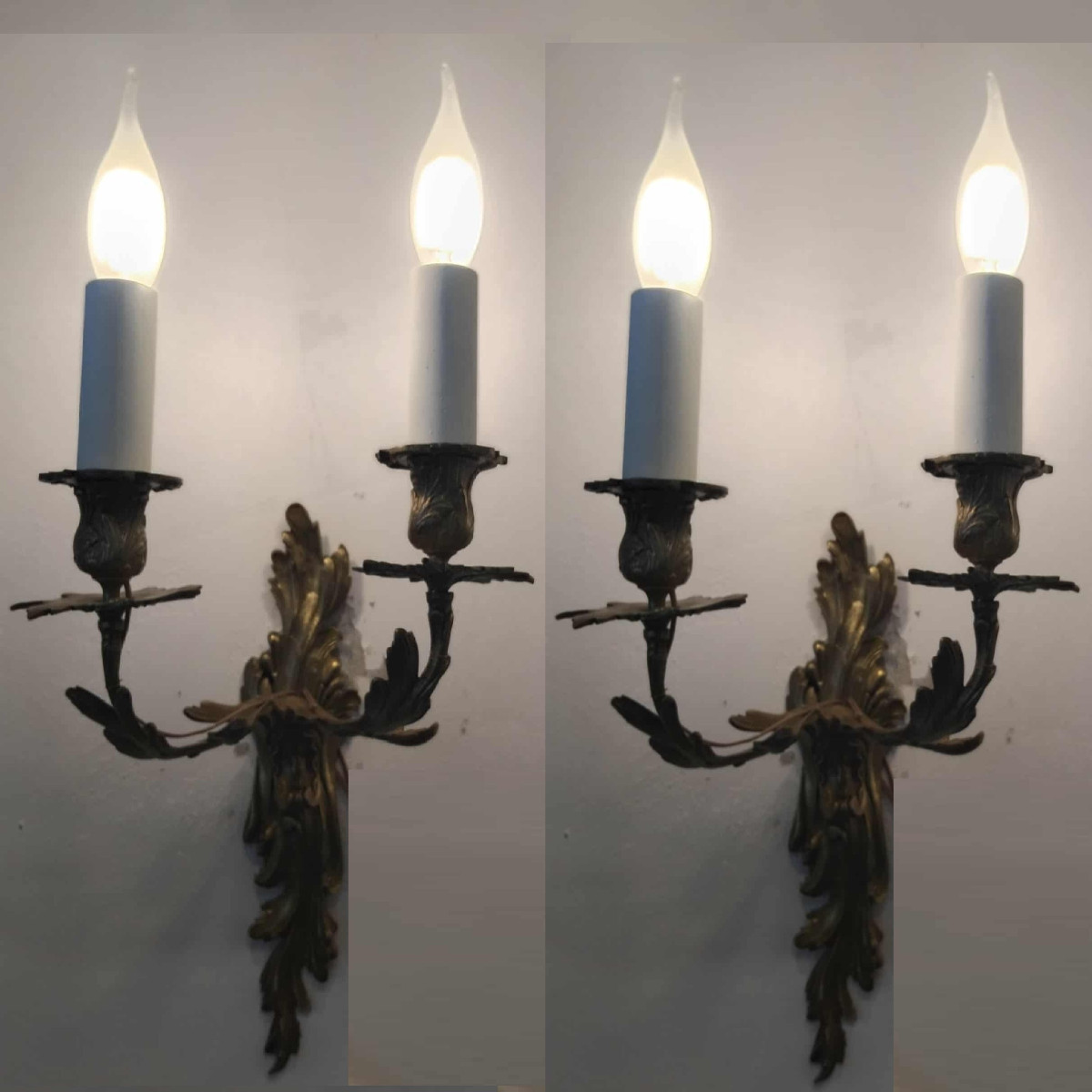 Paire d'appliques à deux bras de lumière style Louis XV