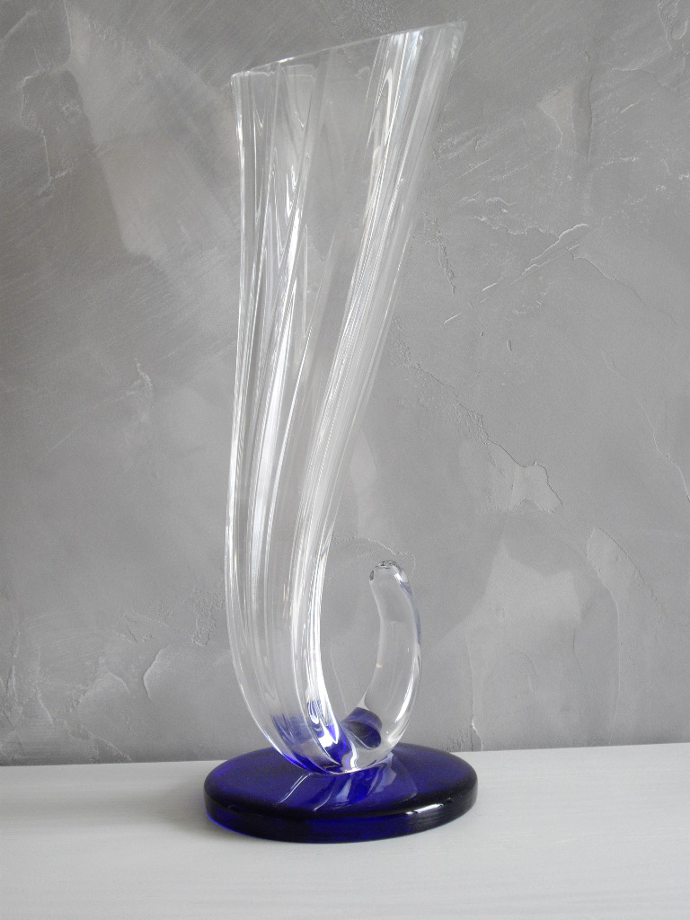 Grand Vase En Cristal En Forme De Corne d'Abondance.Signé IVV-photo-3