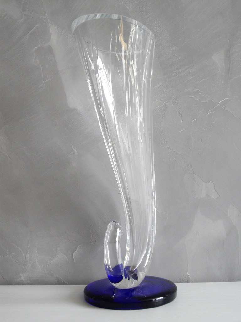Grand Vase En Cristal En Forme De Corne d'Abondance.Signé IVV-photo-4