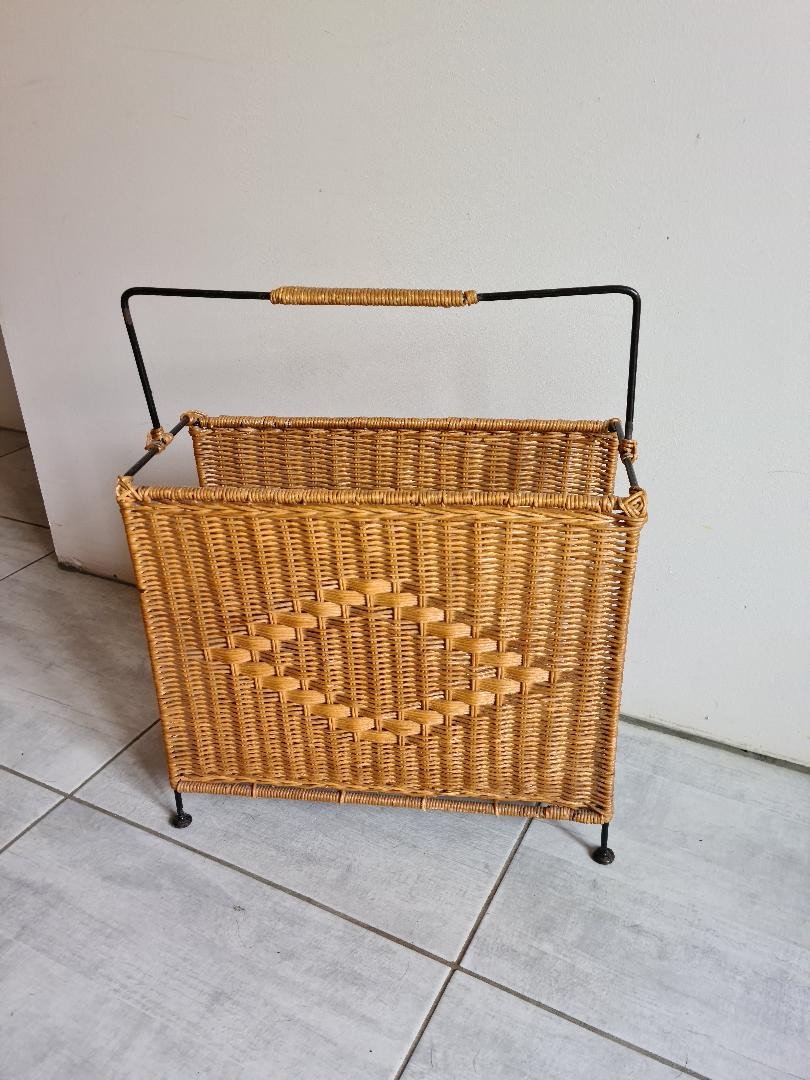 Rare Rattan Magazine Rack With Iron Frame Years 50/60