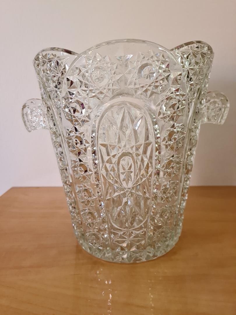 Very Beautiful Crystal Champagne Bucket-photo-2