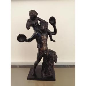 Statue en bronze Satyre Aux Cymbales Portant Bacchus Dionysos Sur Les épaules