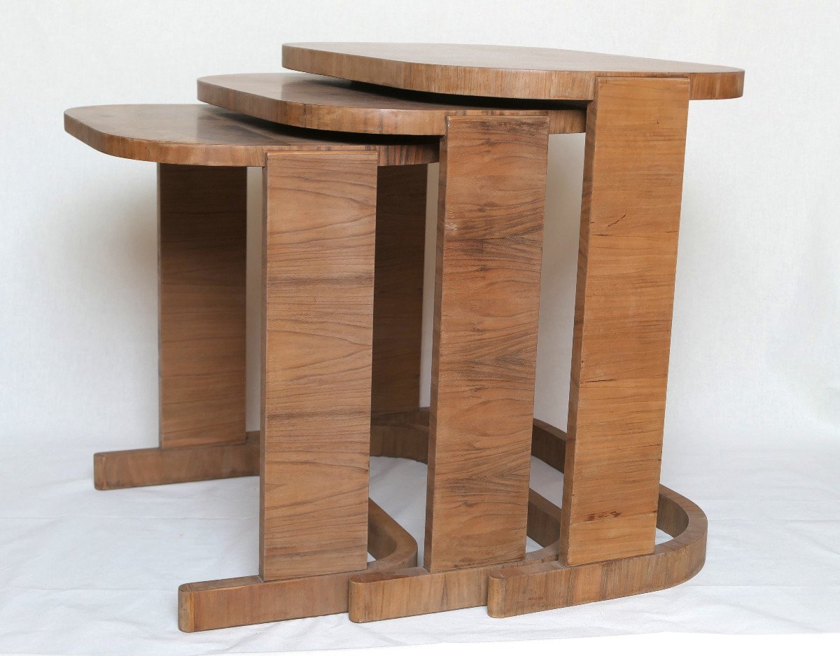 Tables Gigognes Art-déco Par De Coene Frères (belgique)