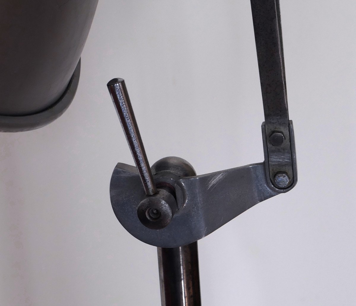 Industrial Lamp (cinema Lighting)-photo-4