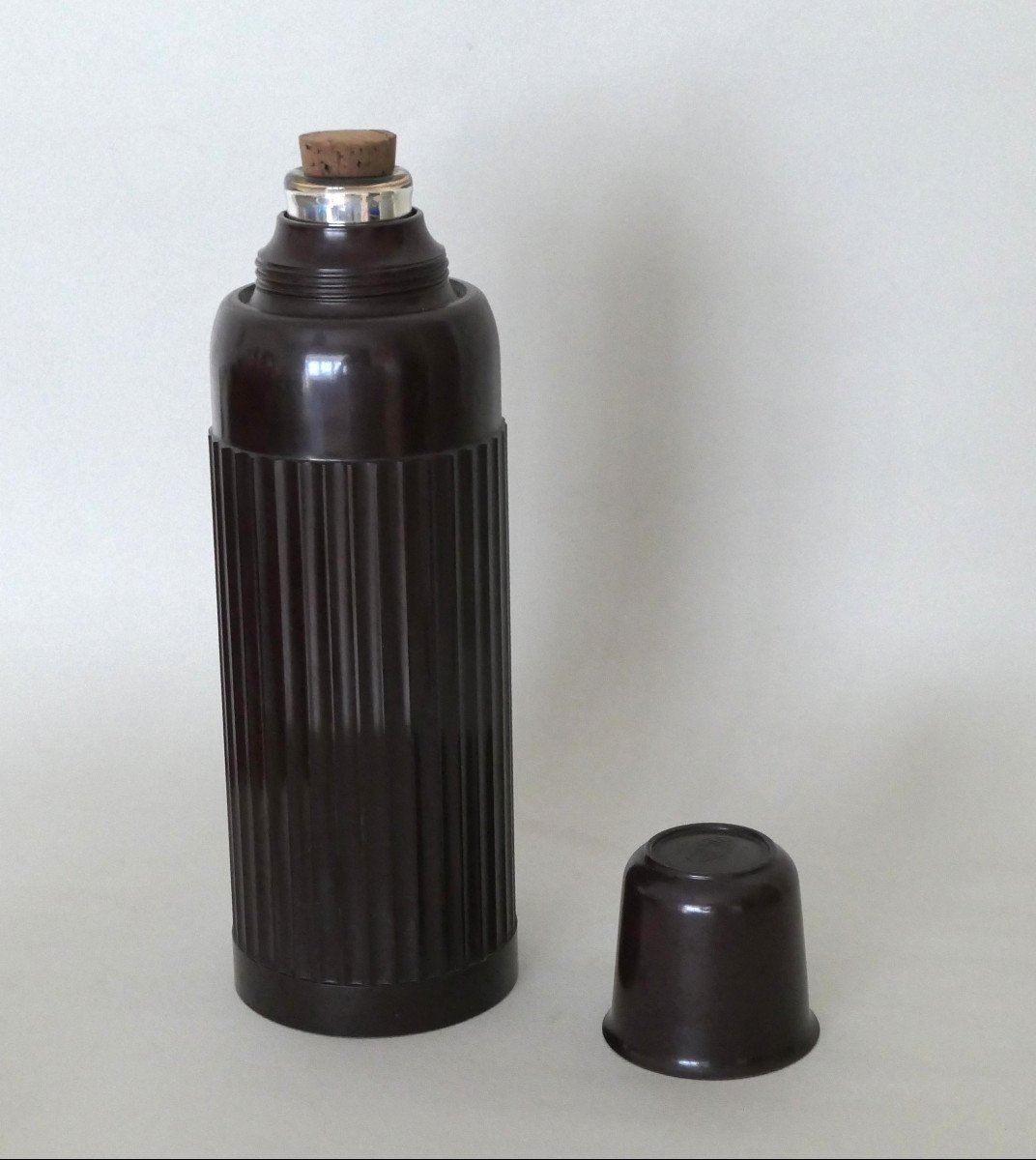 Bakelite Thermos-photo-1