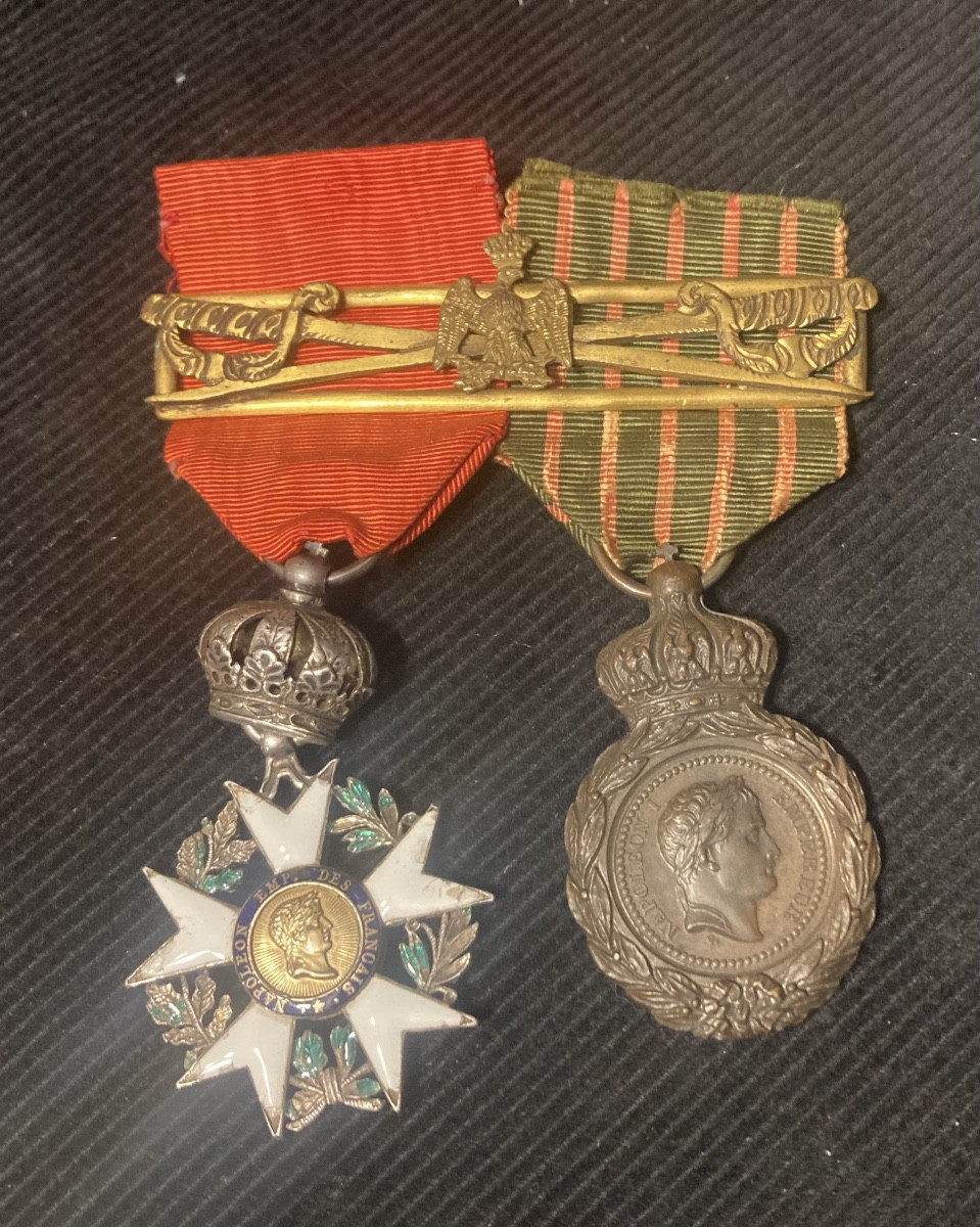 Barrette des Vieux  débris de l’Armée Impériale . Légion d’Honneur 3e type (1806-1808) .Premier