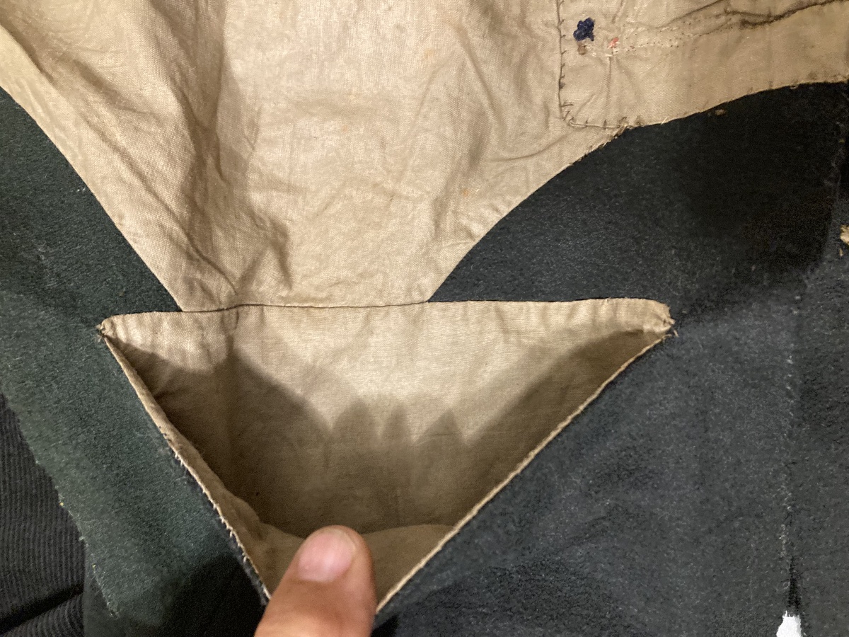 Habit veste où à la «  Kinski » d’officier du 7 éme Régiment des Chasseur à Cheval. 1er Empire.-photo-2