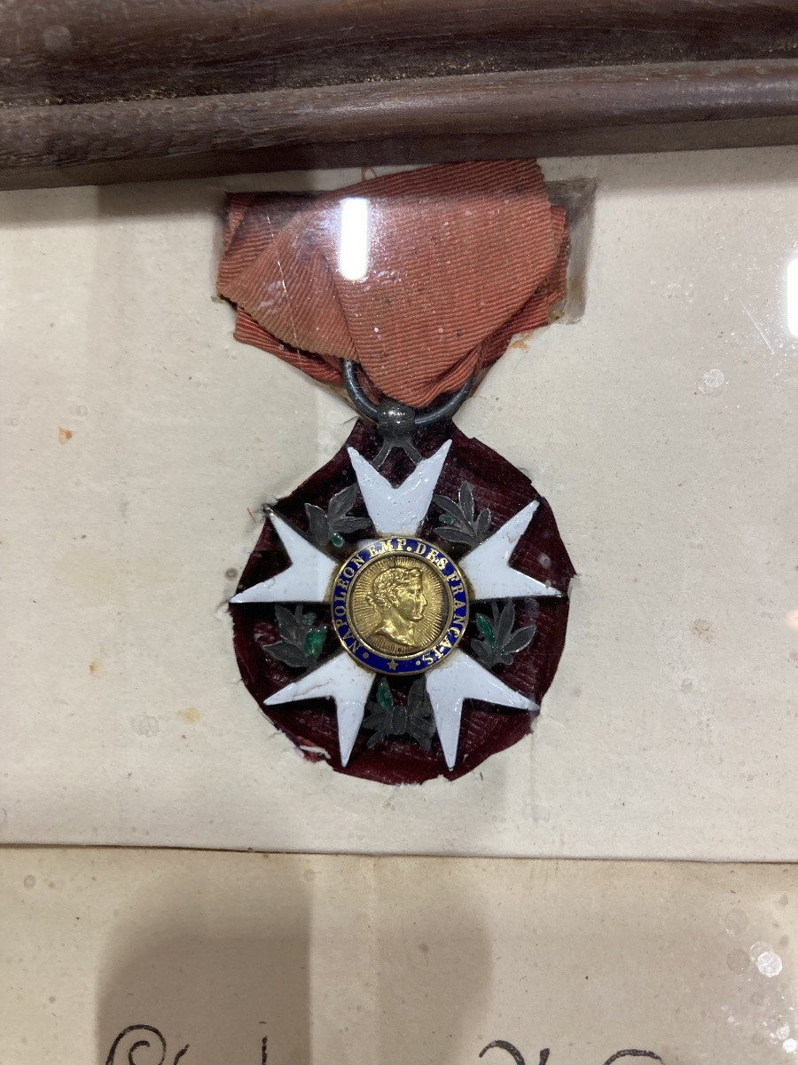 Set: Letter And Legion Of Honour Of The 1st Model Of The First Empire. Framed Under Glass.-photo-2