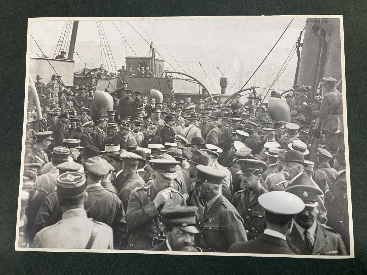 General  Pershing  Visit To France On July 4, 1917. Documents: Army Photographic Section-photo-1