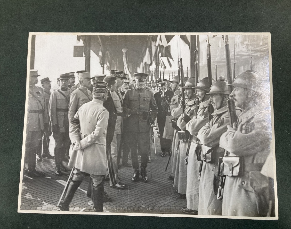 General  Pershing  Visit To France On July 4, 1917. Documents: Army Photographic Section-photo-5