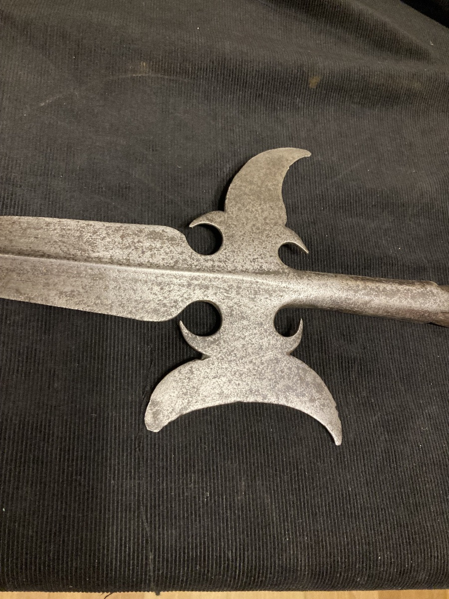 Hallebarde du 17éme siècle France.-photo-2