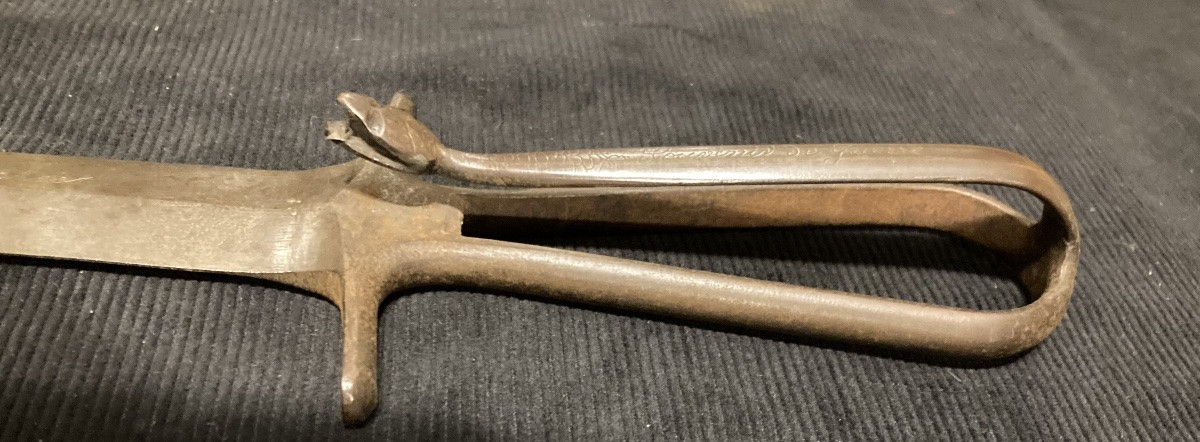 Dague Squelette Tête Serpent Gravée et signature de H.CAUX HESDIN » Nettoyeur de Tranchée 1914.-photo-1