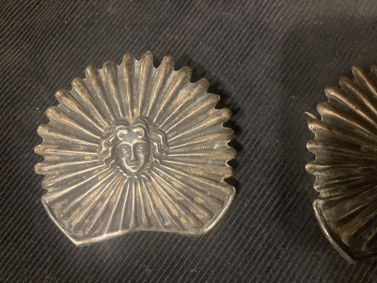 Paire de Rosaces de Jugulaires de Casque de Garde du Corps du ROI.  Début XIXéme France .-photo-3