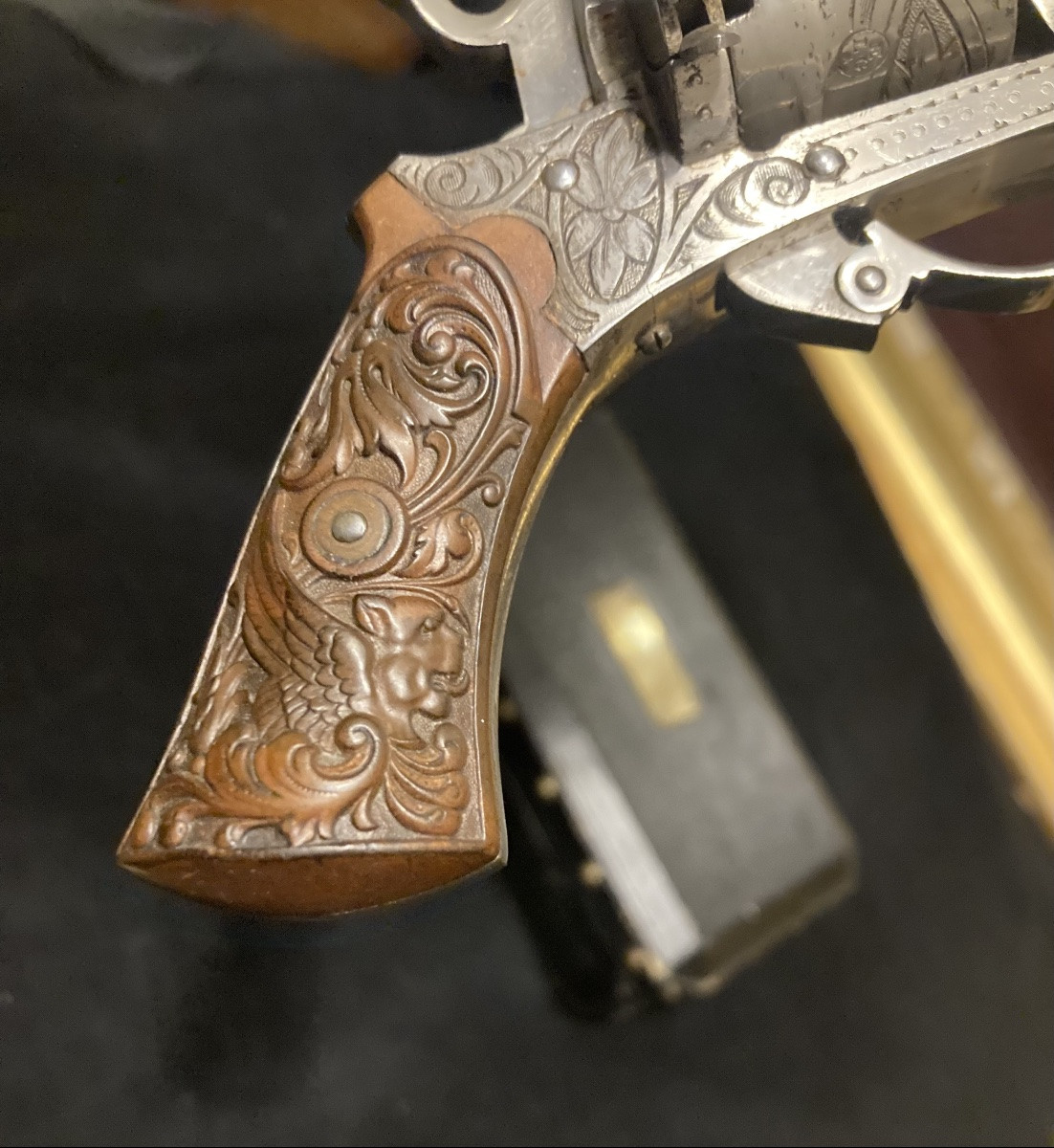 Combined Weapon, Bayet Frères Model. Pinfire Revolver And Hinged Dagger From The 19th Century.-photo-1