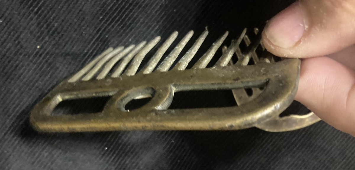 2 Peignes de Criniére de Cheval de HUSSARD . Premier Empire.-photo-2