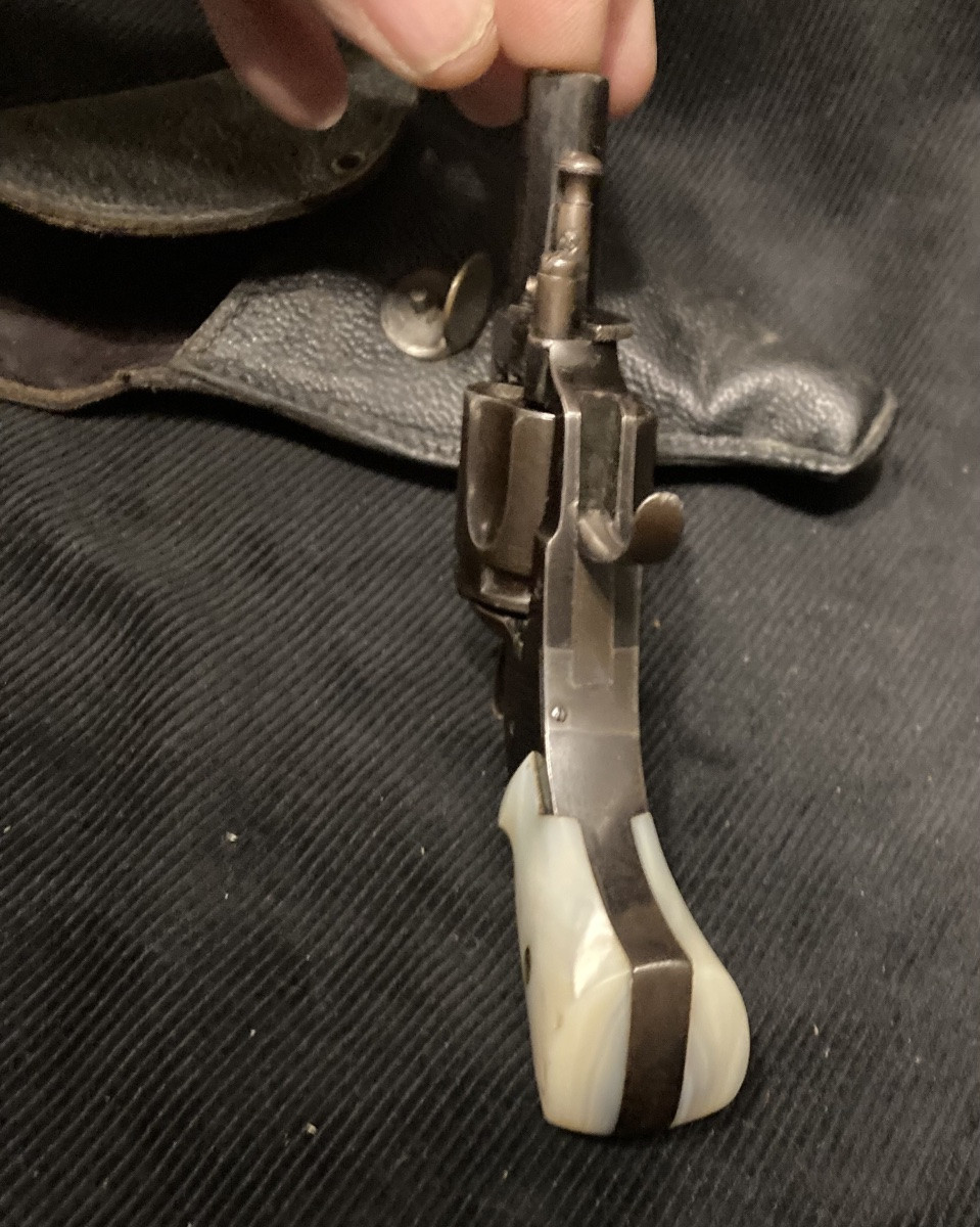 Luxury Revolver In Caliber 320 From P.huet - In Lille. Category “d” Collector’s Item..-photo-2