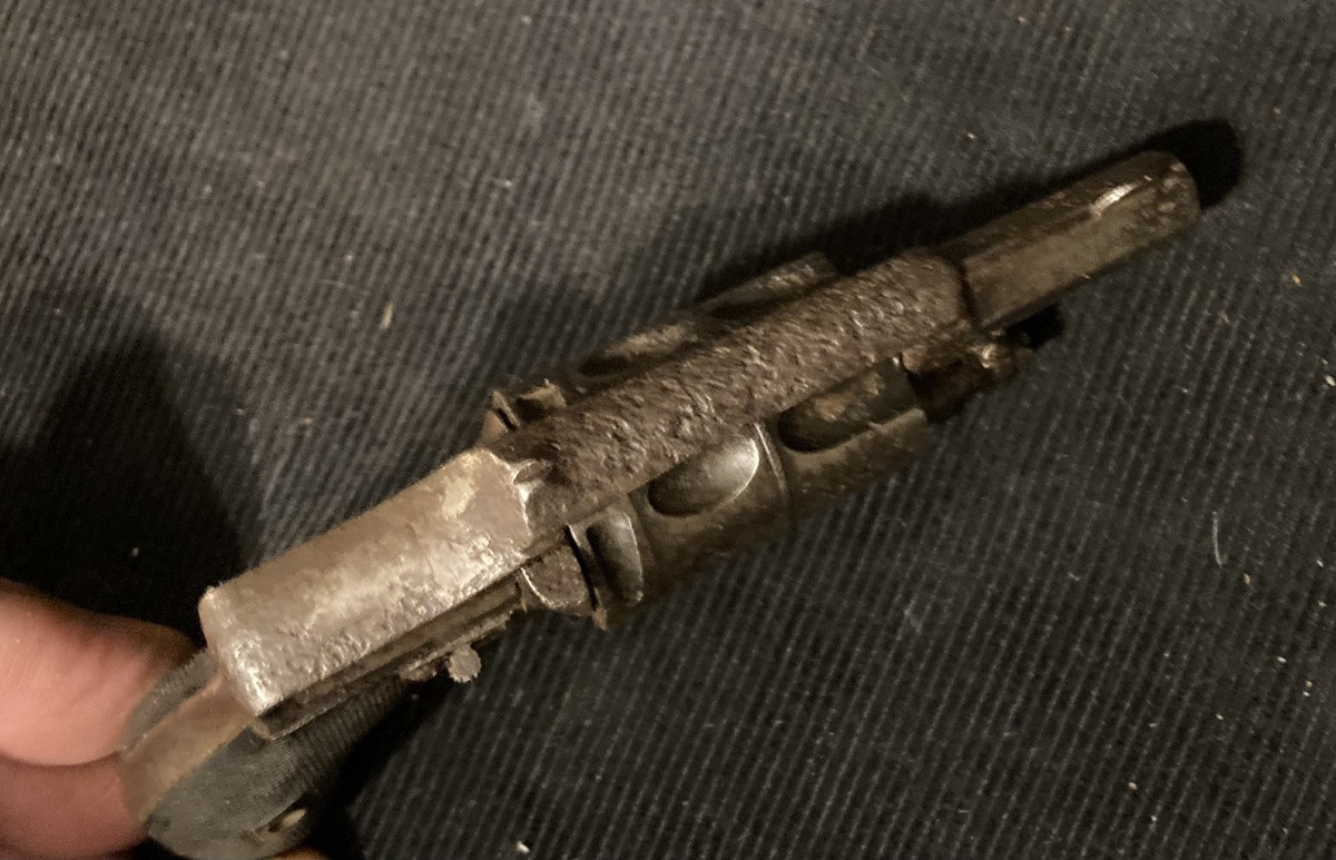 6mm Velodog Hammerless Revolver, Folding Trigger.-photo-3