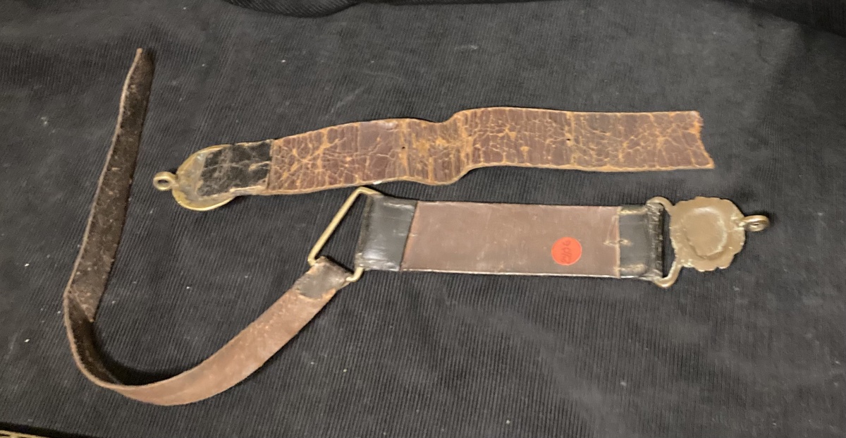 Élément de ceinture de cavalerie « HUSSARD » et un autre d’officier Hussard période Consulat-photo-1