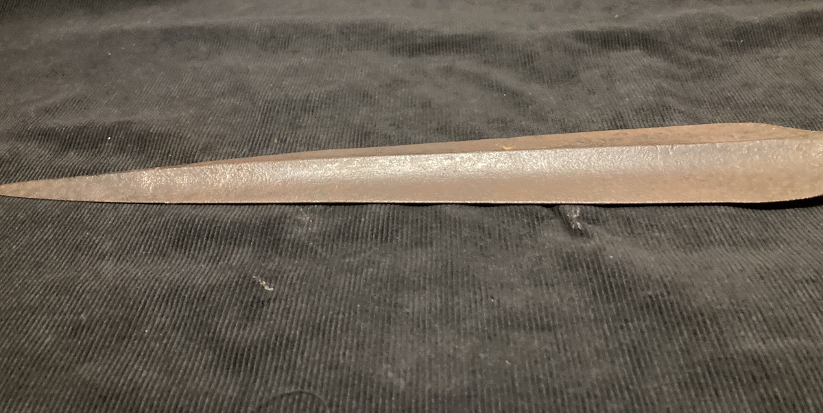 Picke Iron . Revolution . France .-photo-2