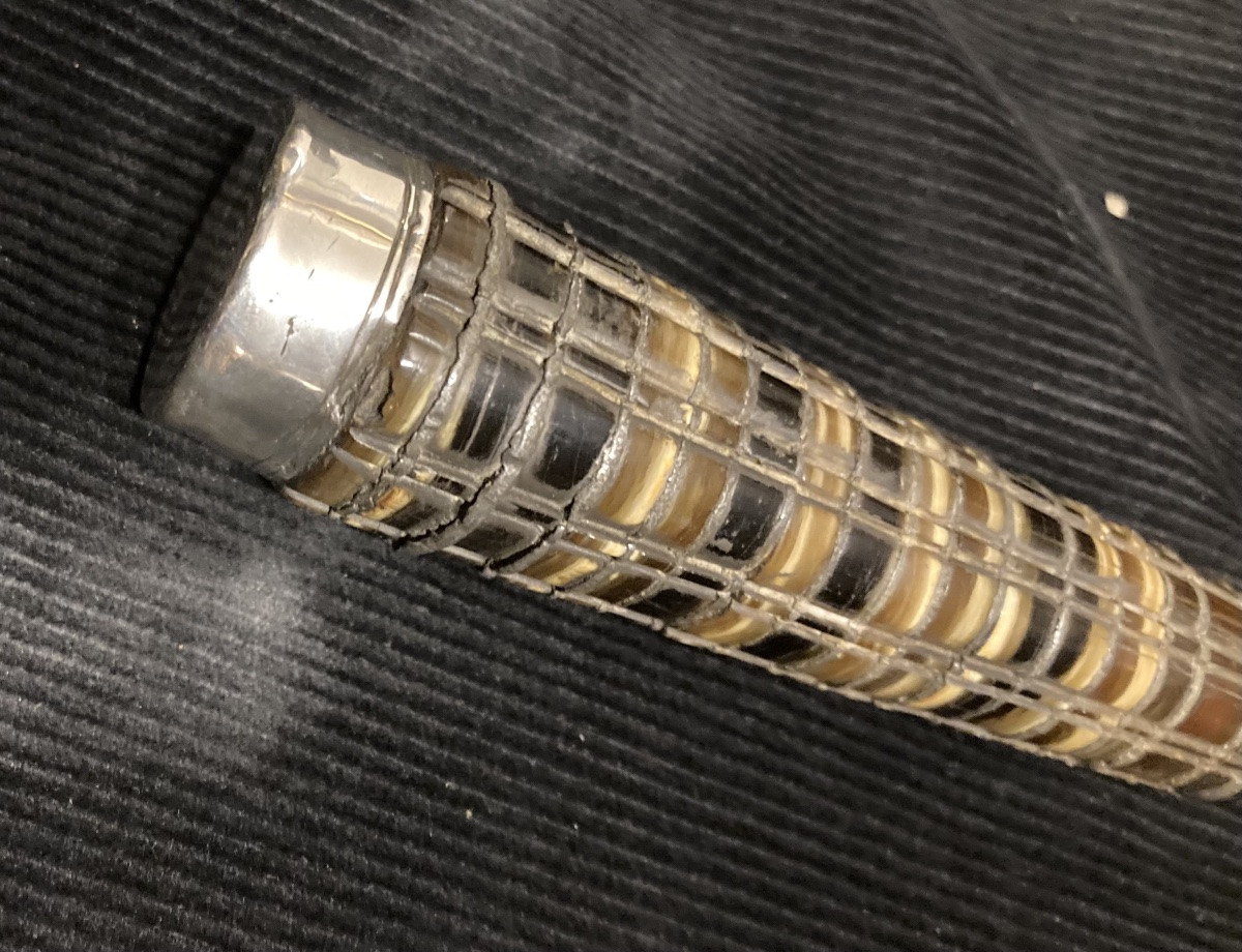 COUTEAU Vers 1300/1500 ( XIV e Siécle ; XVe Siècle). Origine Espagne. Information Musée  Louvre-photo-4