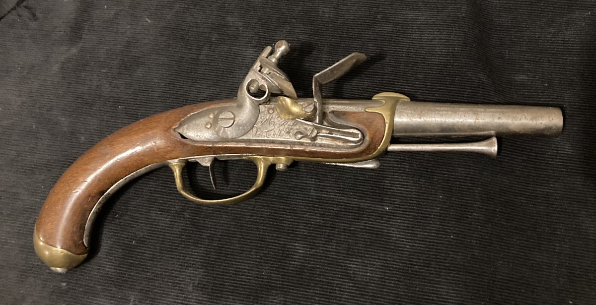 Bort Flintlock Pistol, Model 1779; 2nd Type. Late 18th Century Navy. France.