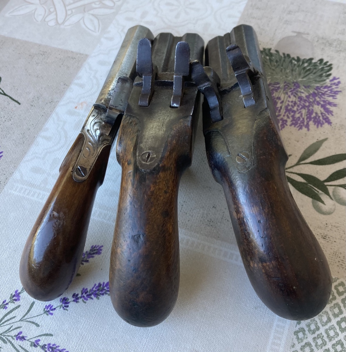 Lot de 3 Pistolets à percussions de Voyage vers 1850. France . Second Empire.-photo-2