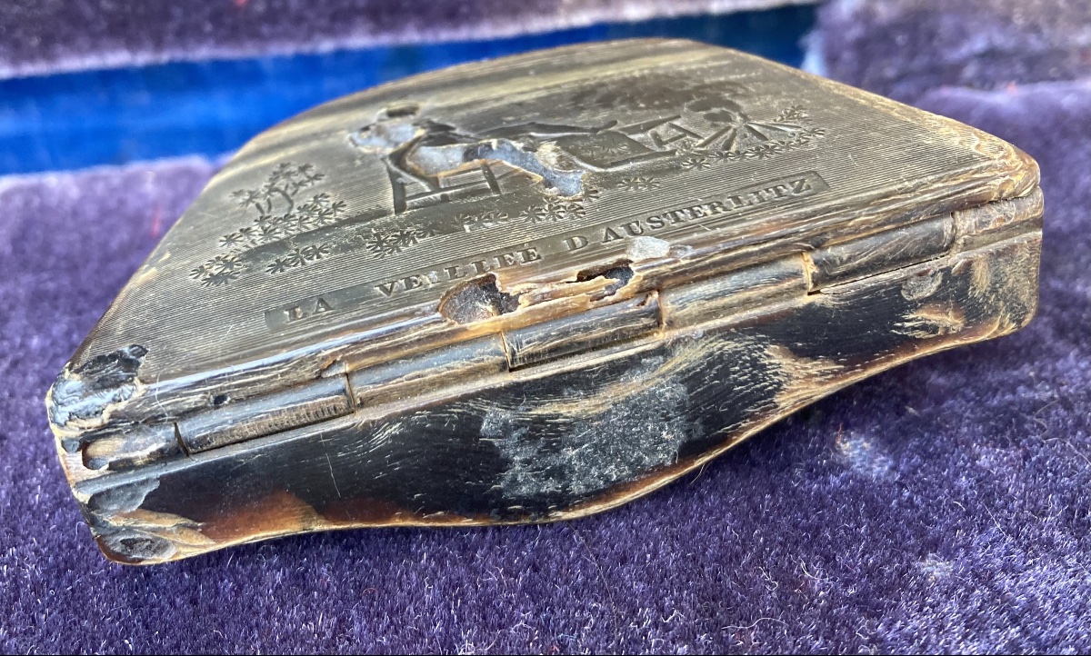 Item From Demi-solde Former Victor Of Auterlitz . Napoleon 1er Bicorne Snuffbox.-photo-2
