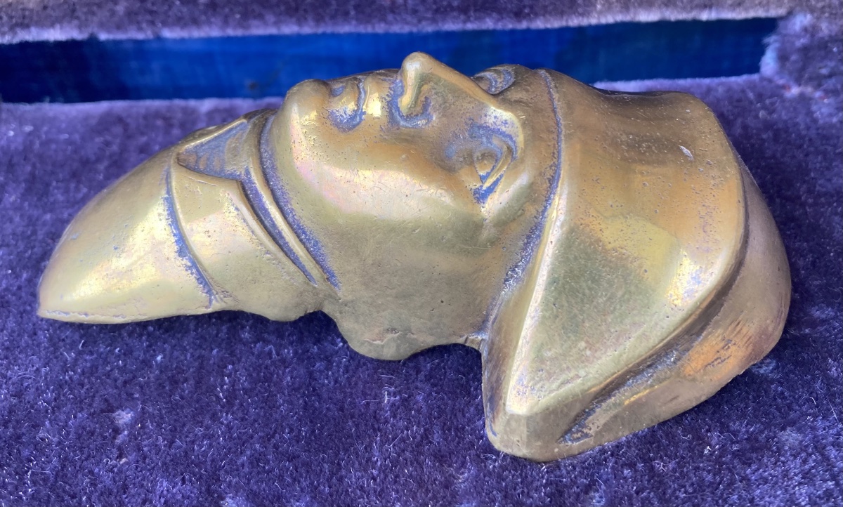 Tête de Bonaparte avec son bicorne . En bronze . XIXéme France .-photo-3