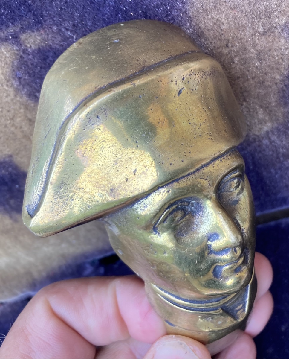 Tête de Bonaparte avec son bicorne . En bronze . XIXéme France .-photo-2