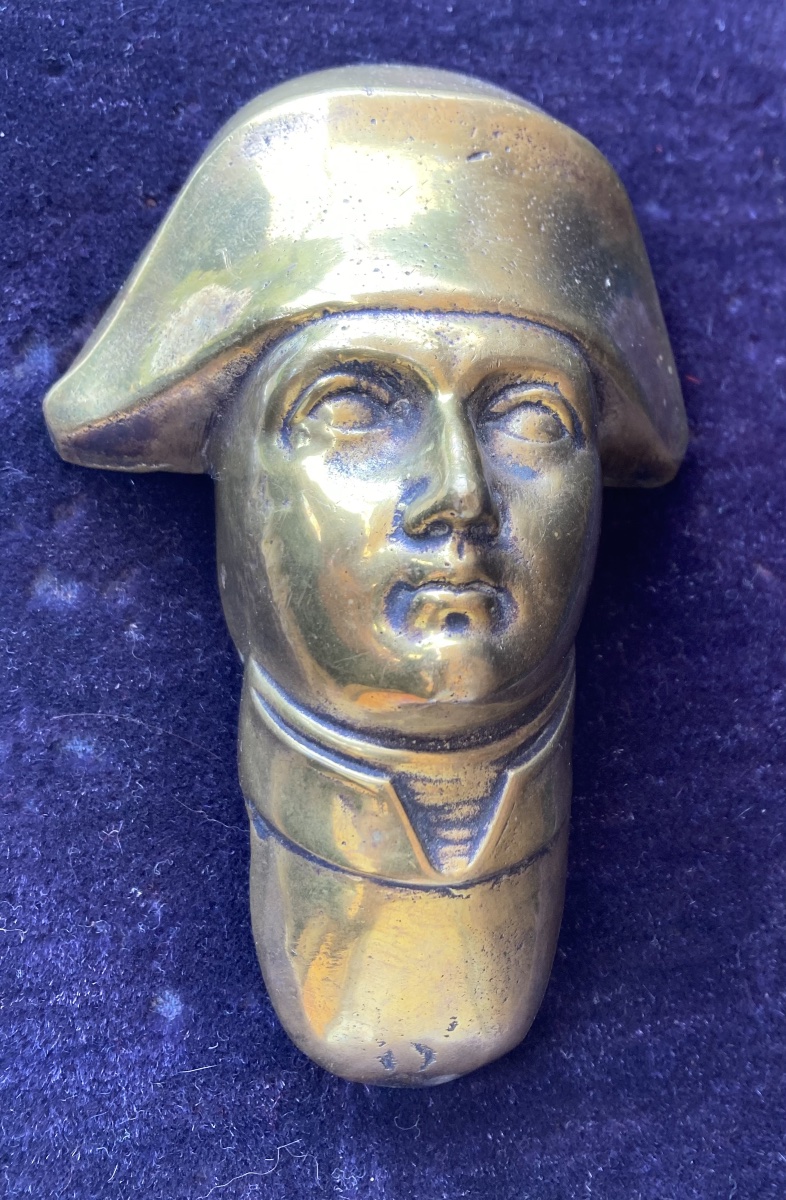 Tête de Bonaparte avec son bicorne . En bronze . XIXéme France .-photo-3
