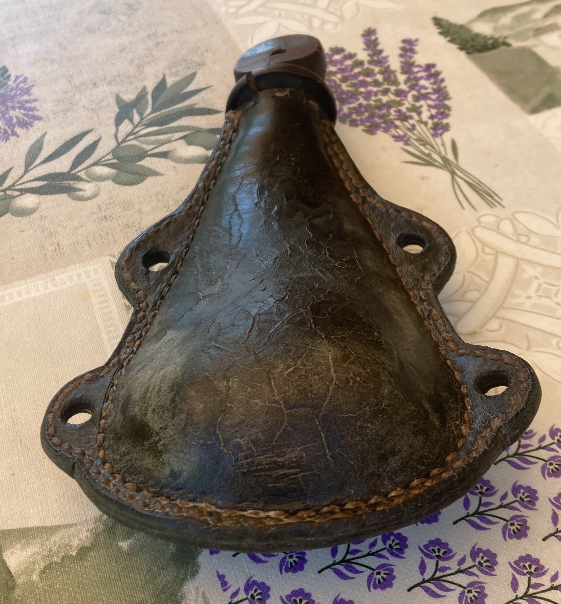 Poire à Poudre Militaire , vers 1690-1730. France.-photo-2