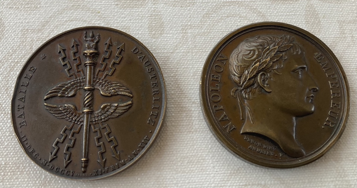 Set Of 2 Medals . Sacré De l'Empereur Napoléon An XIII And Médaille Bataille d'Austerlitz .-photo-4