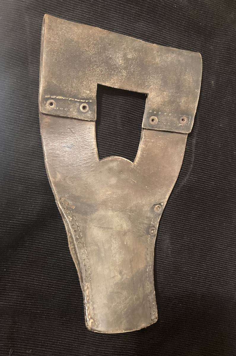 Gousset cuir fauve pour baïonnette du XIXéme . France..-photo-3