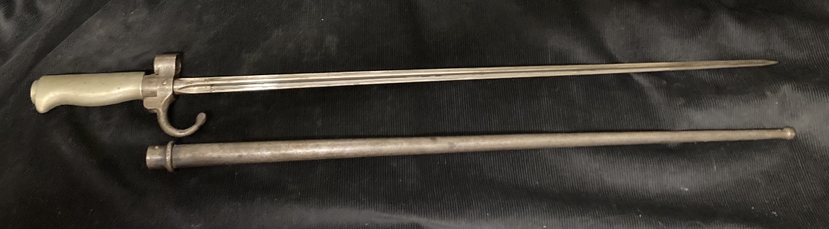 Model 1886 Bayonet With A Crossguard. France