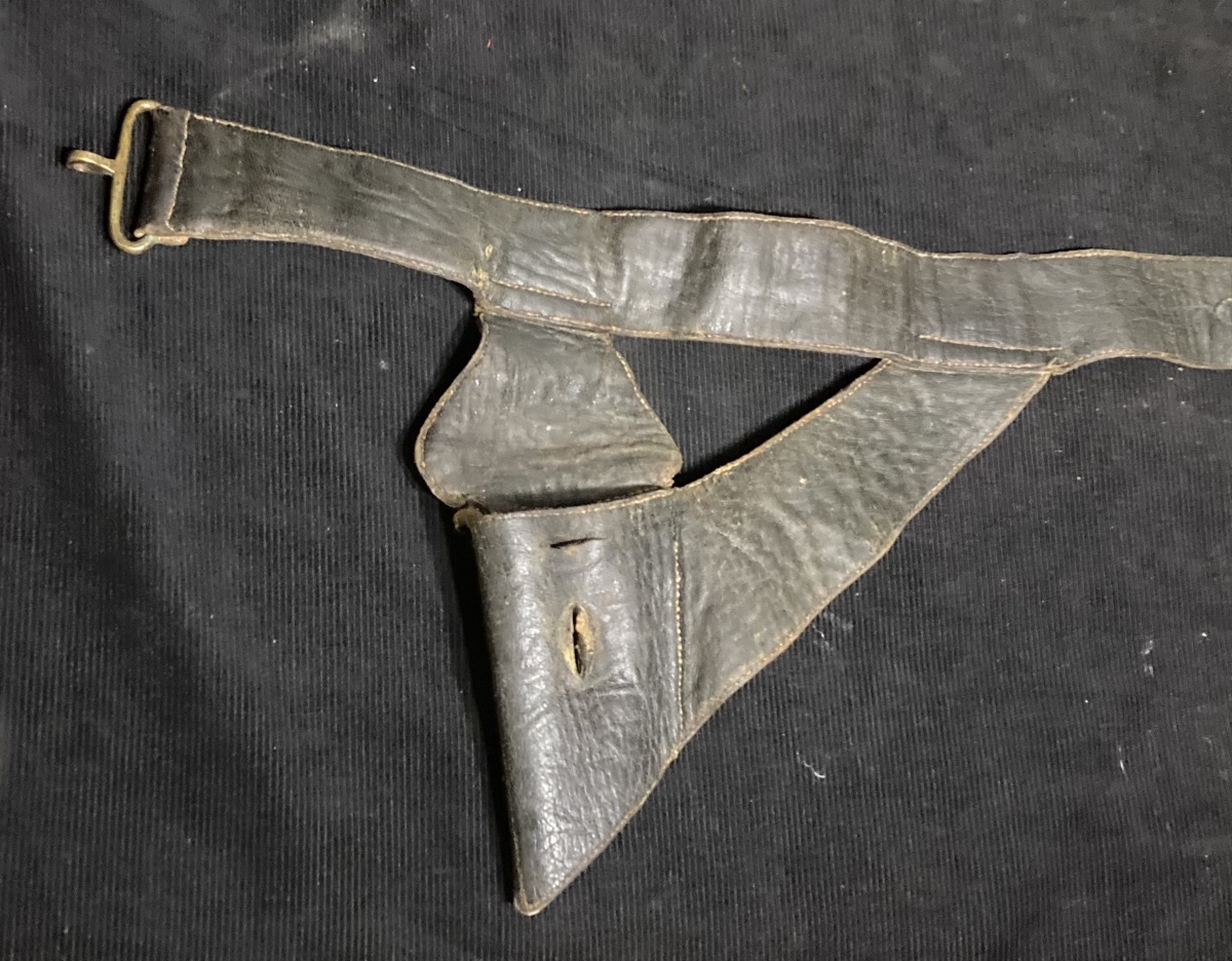 Officer's Sword Belt. Made Of Green Morocco Leather Lined With White Sheepskin. Late 18th Century / Condition:-photo-4