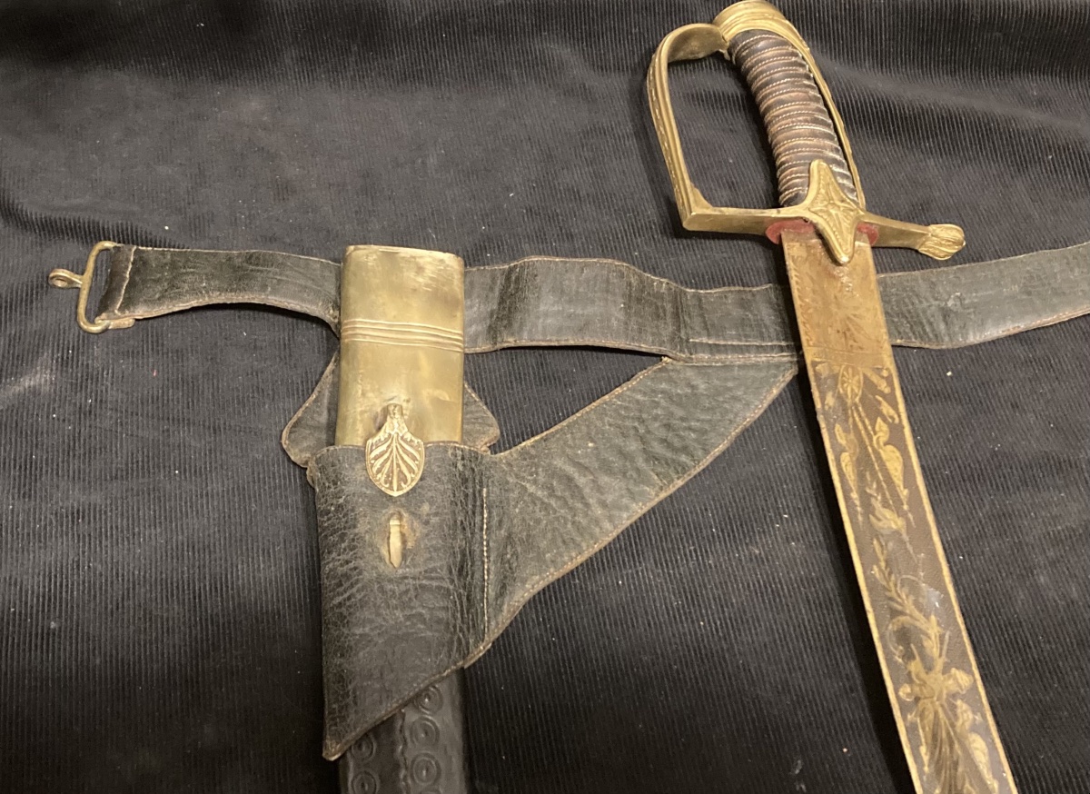 Officer's Sword Belt. Made Of Green Morocco Leather Lined With White Sheepskin. Late 18th Century / Condition:-photo-4