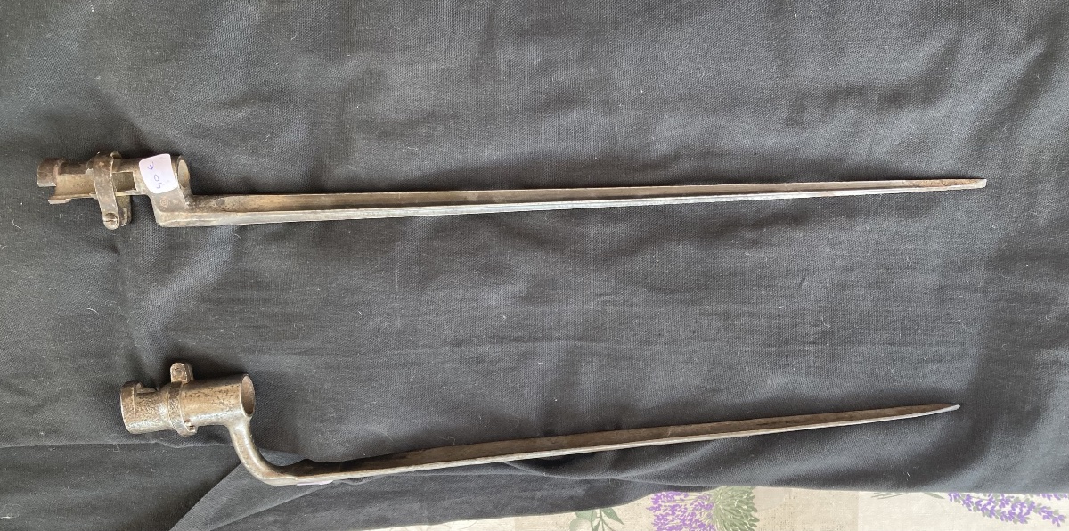 Set Of 2 Scabbard Bayonets For 19th-century Infantry Rifles. France.-photo-2