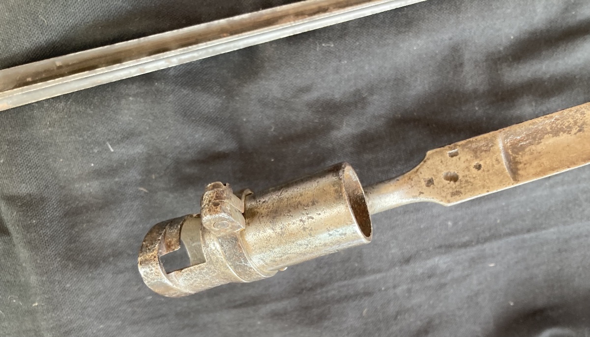 Set Of 2 Scabbard Bayonets For 19th-century Infantry Rifles. France.-photo-3