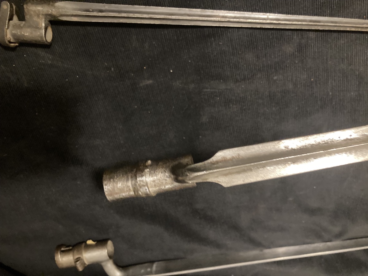 Set Of 4 Scabbard Bayonets For 19th-century Infantry Rifles. France.-photo-5