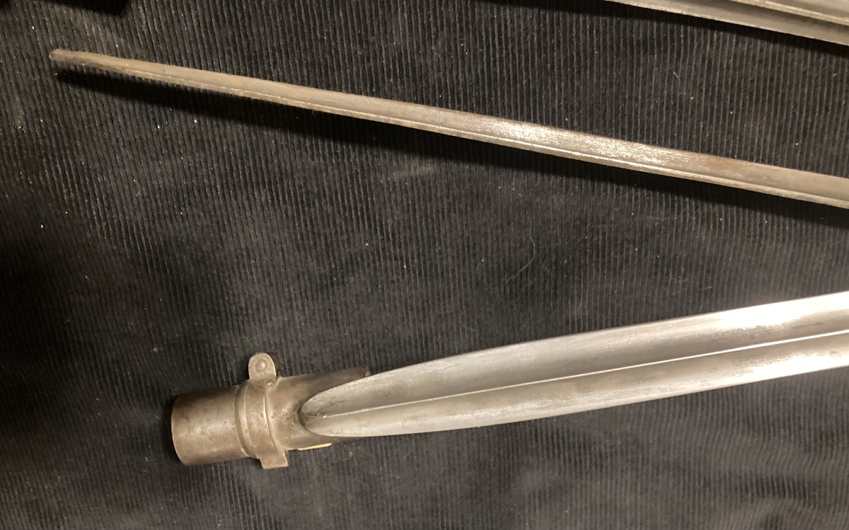 Set Of 4 Scabbard Bayonets For 19th-century Infantry Rifles. France.-photo-7