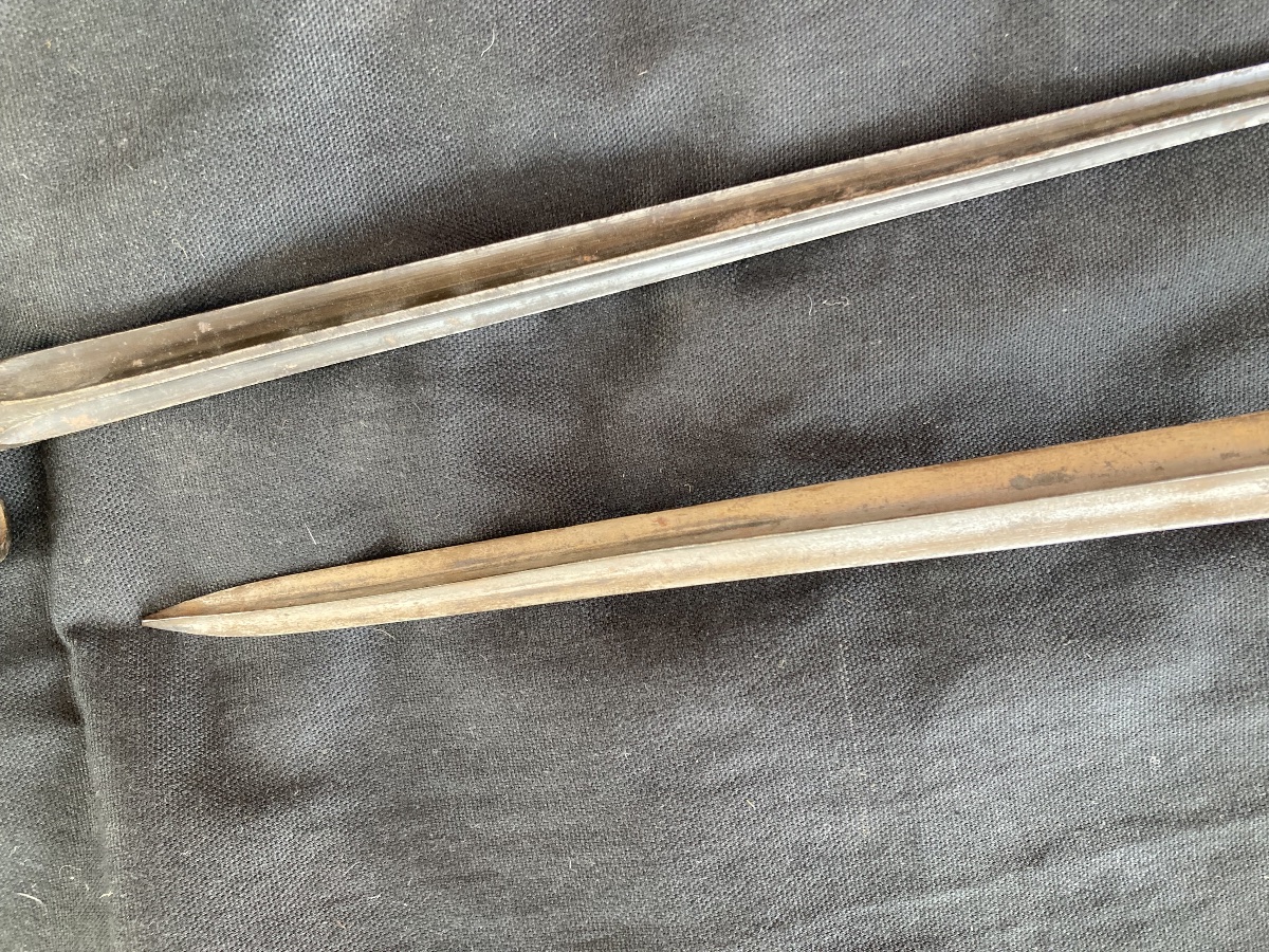 Set Of 2 Scabbard Bayonets For 19th-century Infantry Rifles. France.-photo-1