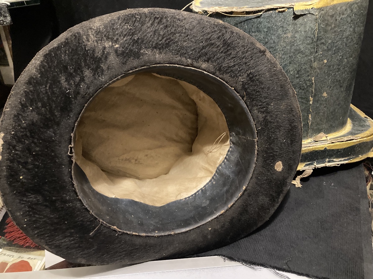 Half-pay Top Hat Of Captain Cousin Of The 93rd Line Regiment, Retired. France / Empire -photo-1