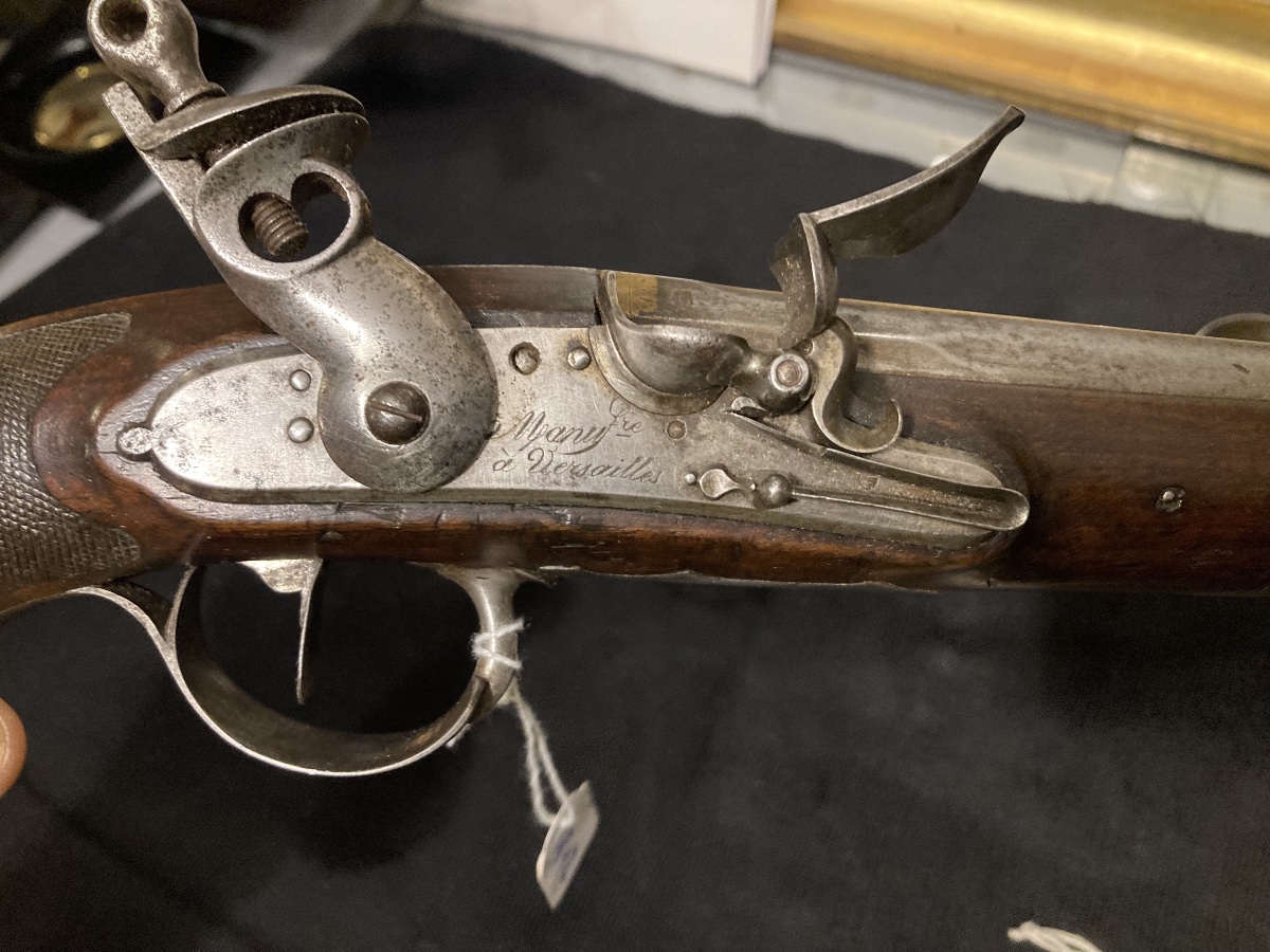 Paire de Pistolet du Général …… officier Général d’Etat Major de Places. Signés « VERSAILLES » -photo-7