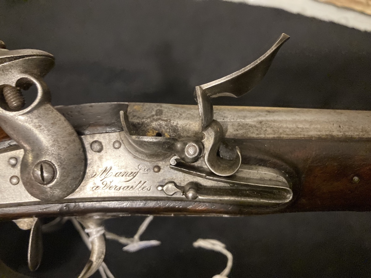 Paire de Pistolet du Général …… officier Général d’Etat Major de Places. Signés « VERSAILLES » -photo-8