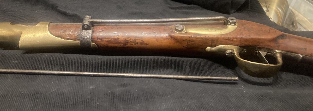 Mousqueton de HUSSARD ; Modéle 1786 de la Manufacture Royale dd Maubeuge . Fin XVIIIe Revoltion-photo-4