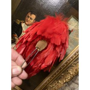 Plumet pour shako ou képi d’officier. En plumes de coq écarlate retombantes. XIXéme France.