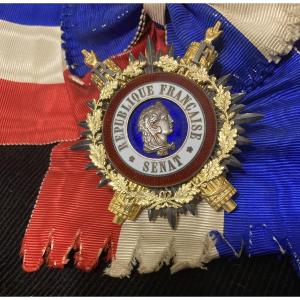 INSIGNE DE SÉNATEUR du département du LOT . Troisième République ,