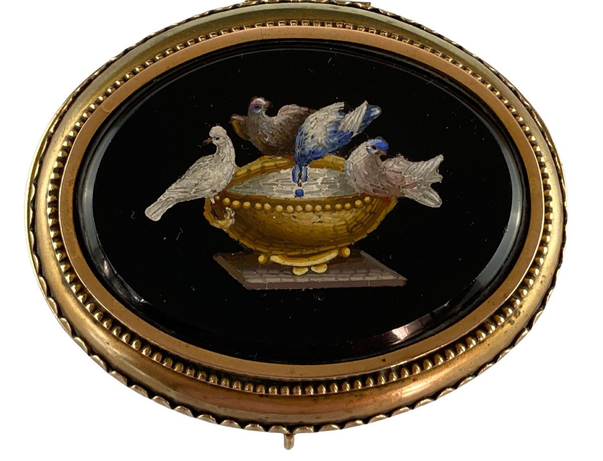 A 19th Century Jewelery Box Made By Cesare Roccheggiani. Micromosaic. Italy.19th-photo-3