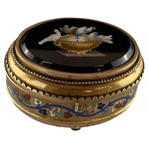 A 19th Century Jewelery Box Made By Cesare Roccheggiani. Micromosaic. Italy.19th